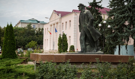 Памятник Ленину, мун. Комрат